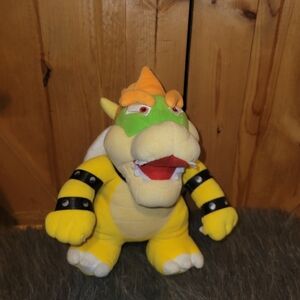 Sanei Nintendo Bowser Plush